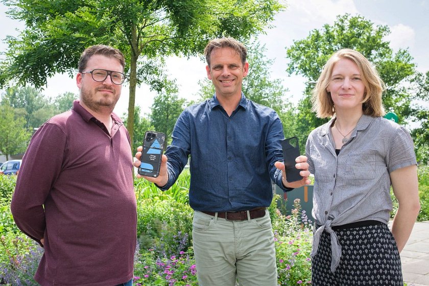 Ruud van Valkenburg (left), Victor Viveen (center), and Iris Faber-Grundel (right). Van Valkenburg is the team leader of IT Workplace Services and the initiator of the Fairphone project, Faber-Grundel is a software developer focusing on sustainability with a group of IT professionals within WUR. Viveen emphasizes that the theme of sustainable IT is important to the staff and that teams take the initiative for projects themselves. &ldquo;It&rsquo;s our teams that are doing this, and the drive also comes from WUR&rsquo;s IT staff.&rdquo;